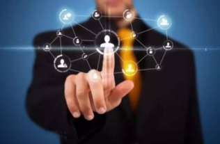 联创工场UWorks产品外包 软件开发中需关注的关键问题